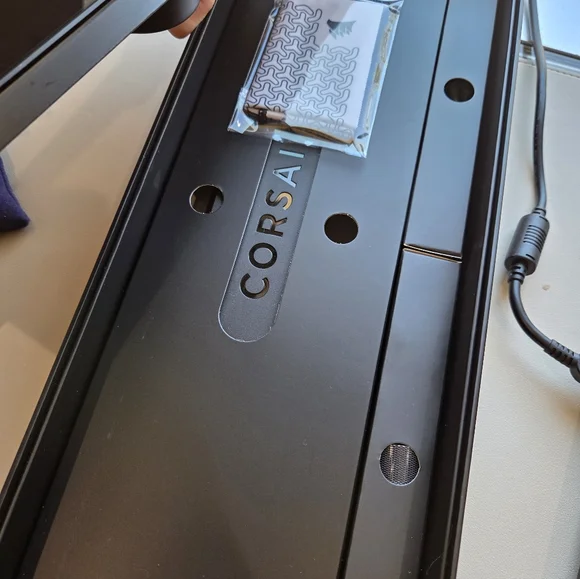 CORSAIR Xeneon Edge 14.5" Screen Touchscreen Display - Picture 6 of 8